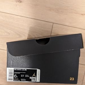 Nike Air Jordan 1 Mid